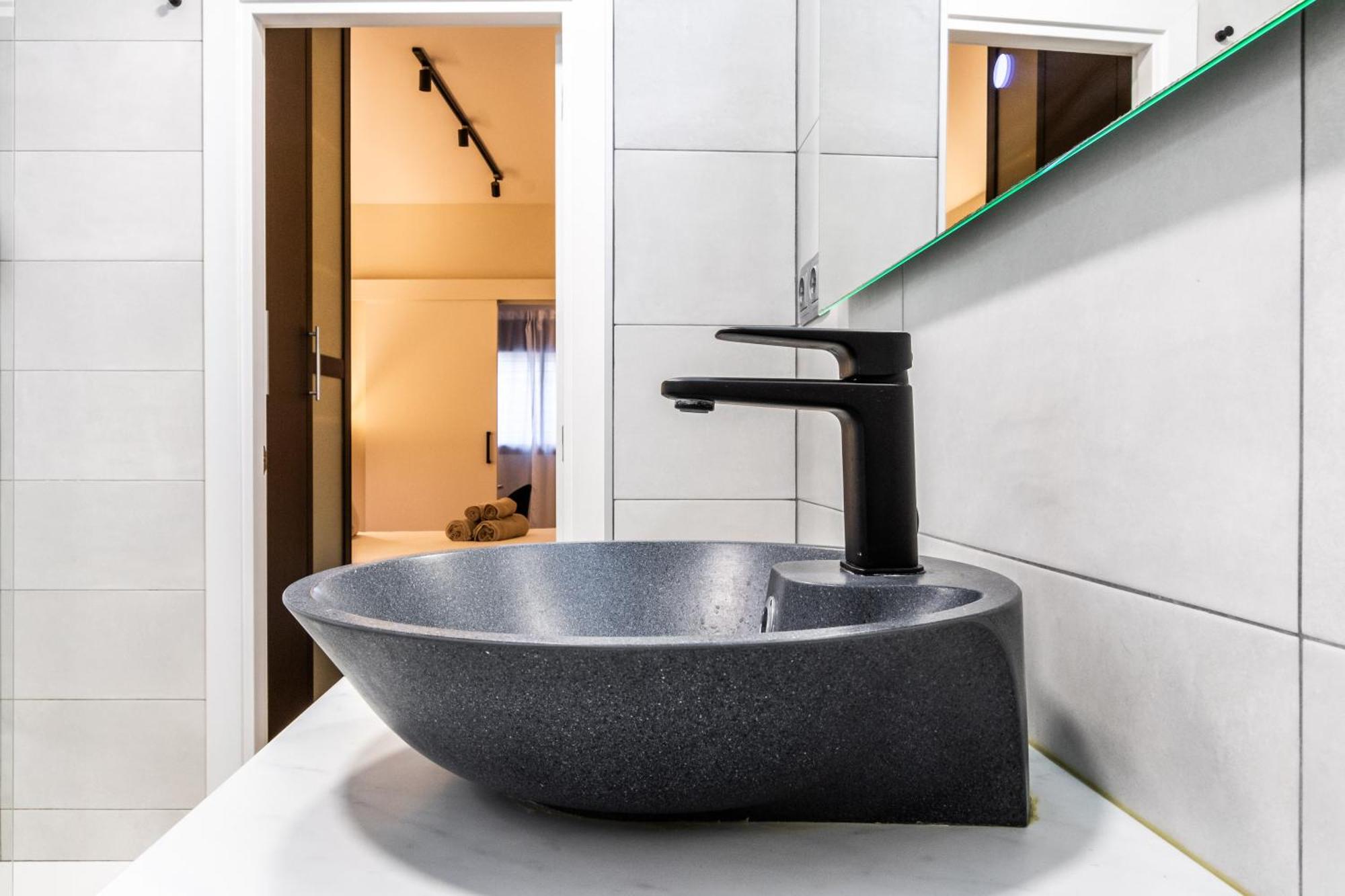 Exclusive Apartments Barcelona 4 Personas St Pere ตาราสซา ภายนอก รูปภาพ